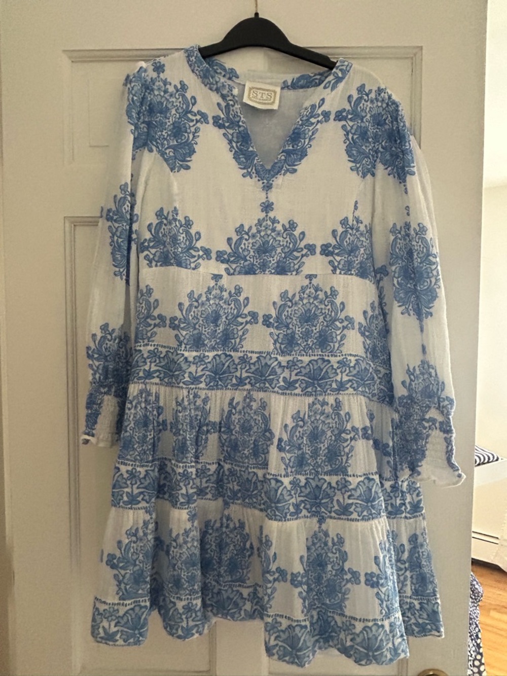 Sail to Sable White Dress with Blue Floral Embroidery - Medium